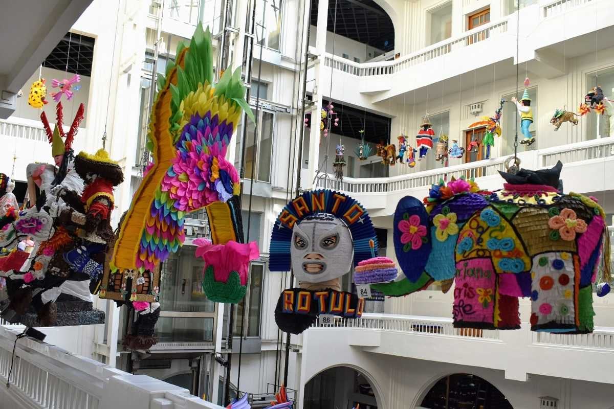 Esencia del Arte Popular Mexicano