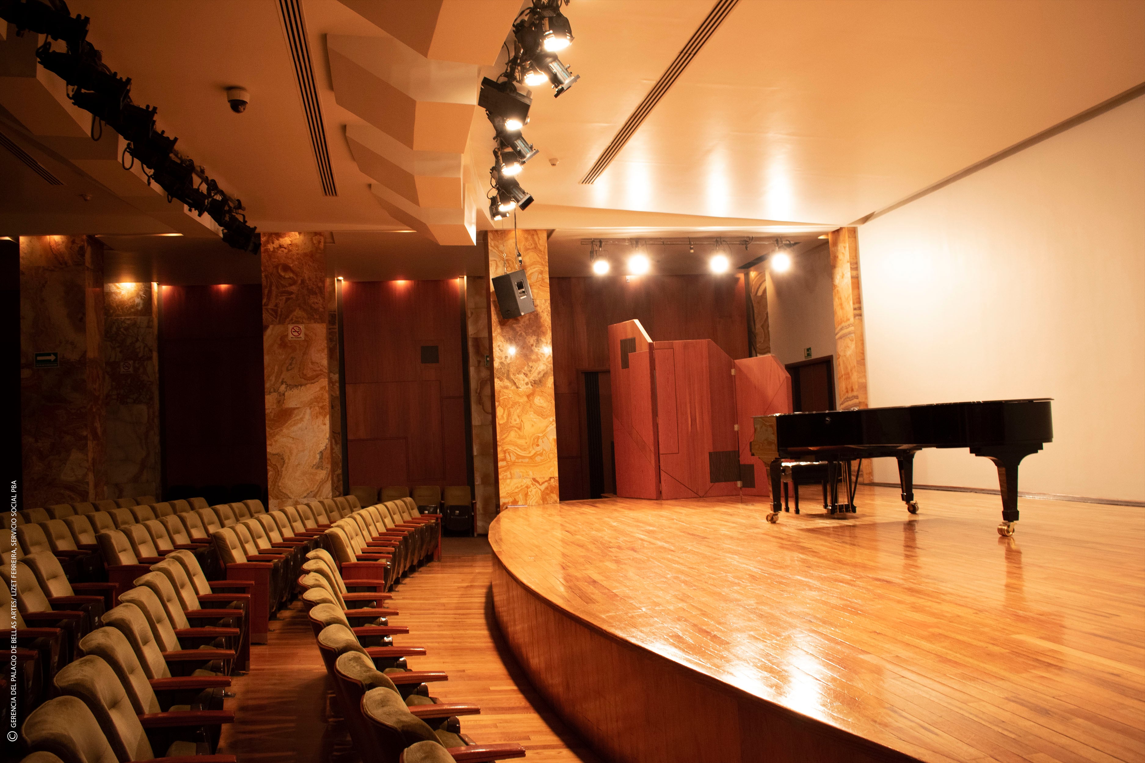 Zulyamir Lopezríos, soprano y Santiago Piñeirúa, piano
