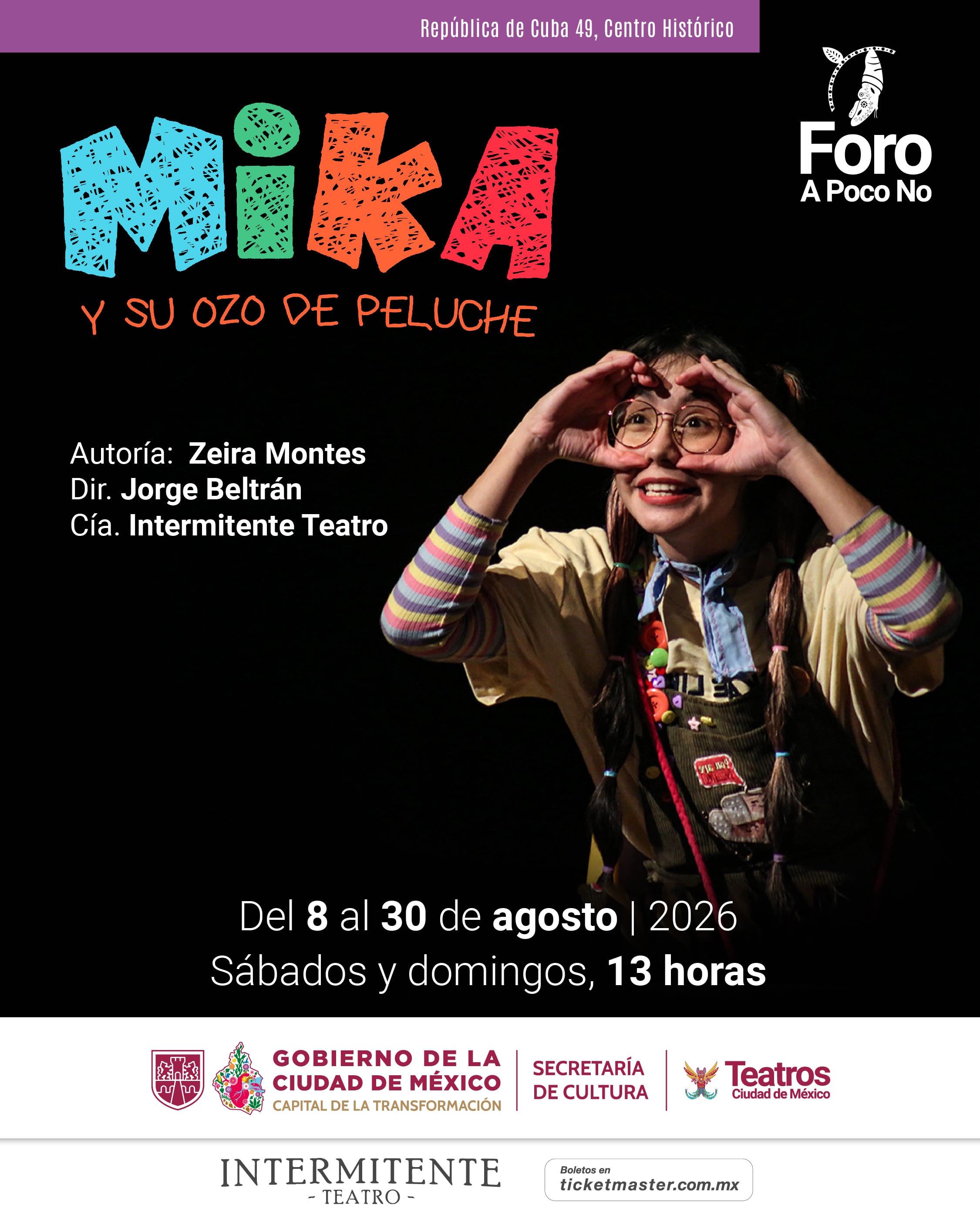 Mika y Su Ozo De Peluche